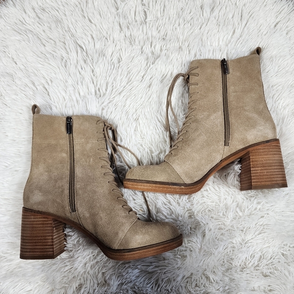 Vince Camuto Heeled Leather Ankle Boots 9.5 - Picture 4 of 12